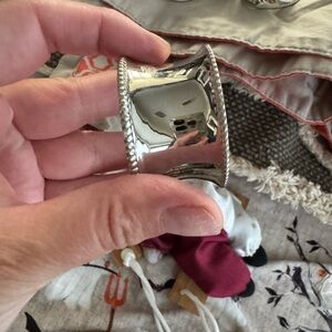 Silver tone Napkin Ring set of 5